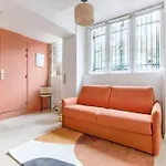 Mykeypers - Chic&elegant Flat 2br/6p- République * Parigi