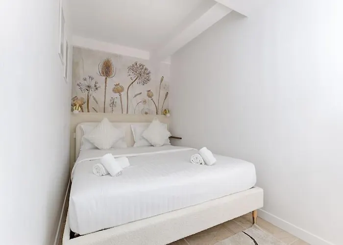 Mykeypers - Chic & Elegant Flat 2br/6p- Republique Paříž