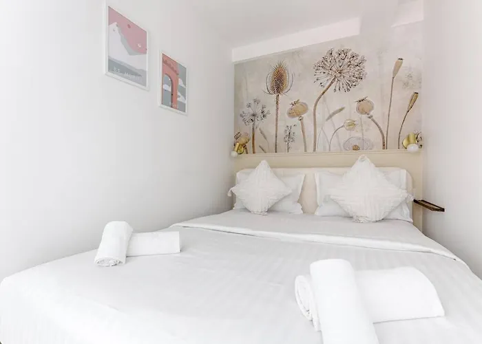 Apartmán Mykeypers - Chic & Elegant Flat 2br/6p- Republique *