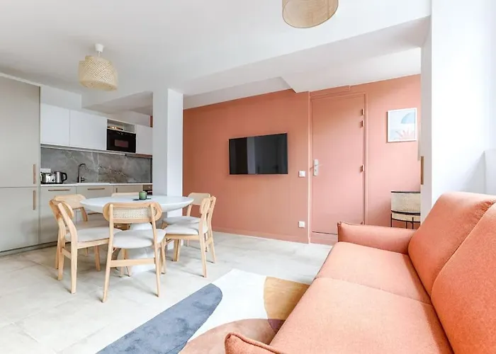 Mykeypers - Chic & Elegant Flat 2br/6p- Republique Apartmán *