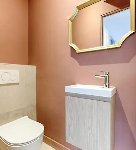 Mykeypers - Chic & Elegant Flat 2br/6p- Republique Apartmán